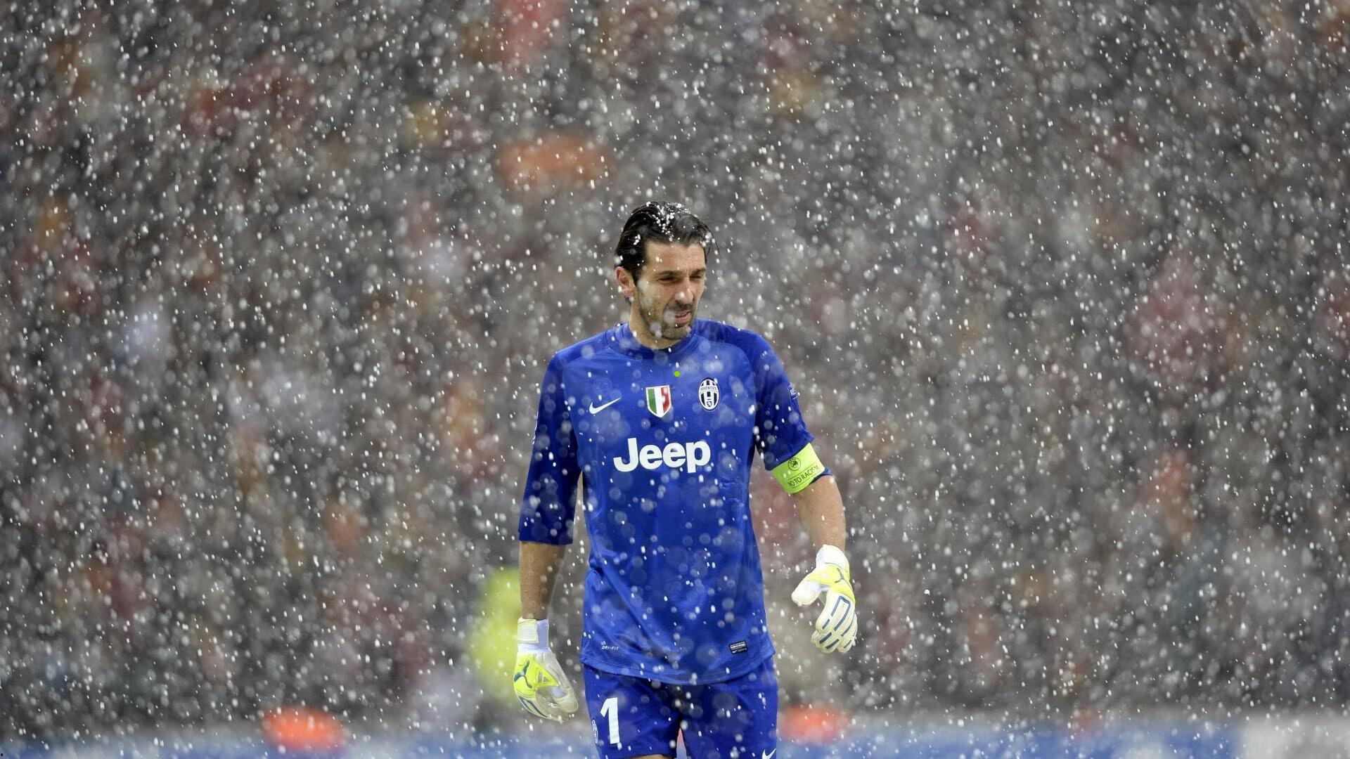 国足全力备战亚洲杯首轮关键战，张琳芃表示全队已做足充分准备